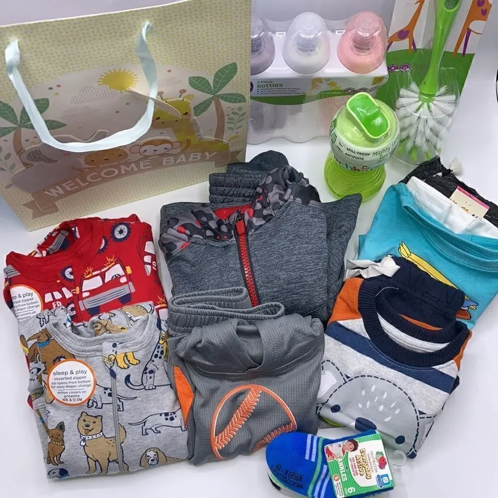 Baby Boy Baby Shower Gift Bundle Clothing 14-Piece set Size 0-18 Month